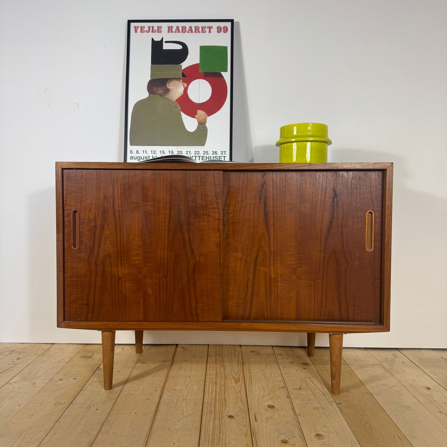 Sideboard in Teak di Poul Hundevad – Credenza Scandinava Mid-Century