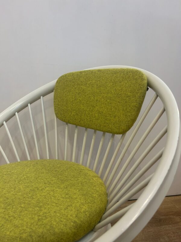 Sedia Circle di Yngve Ekstrom per Swedese