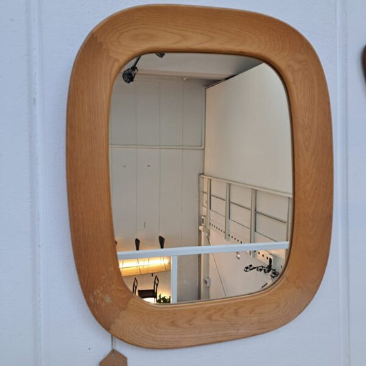 Specchio con cornice in legno di rovere