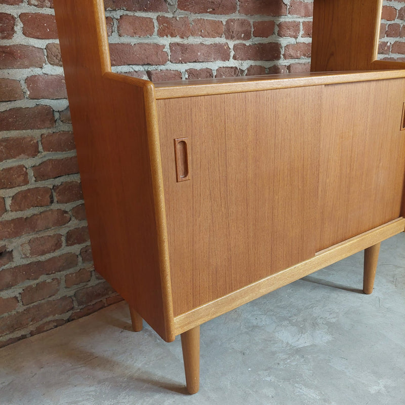 Libreria in Rovere con Ante Scorrevoli – Danimarca 1960, Vintage Mid-Century