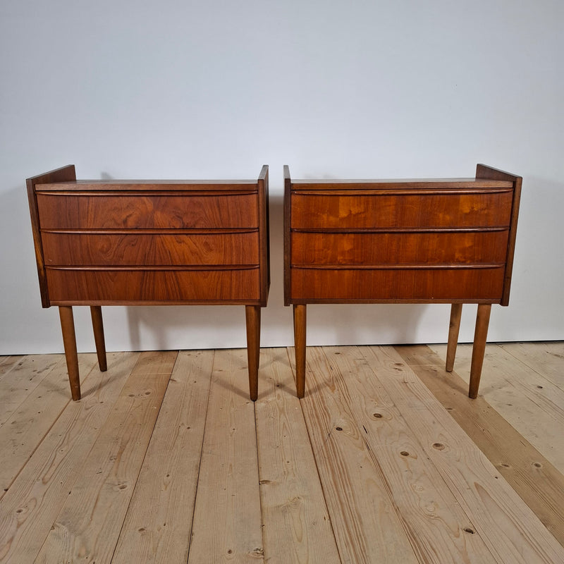 Coppia di Comodini in Teak a 3 Cassetti – Danimarca Anni ’60