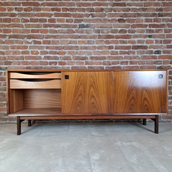 Credenza danese degli anni '60 in palissandro