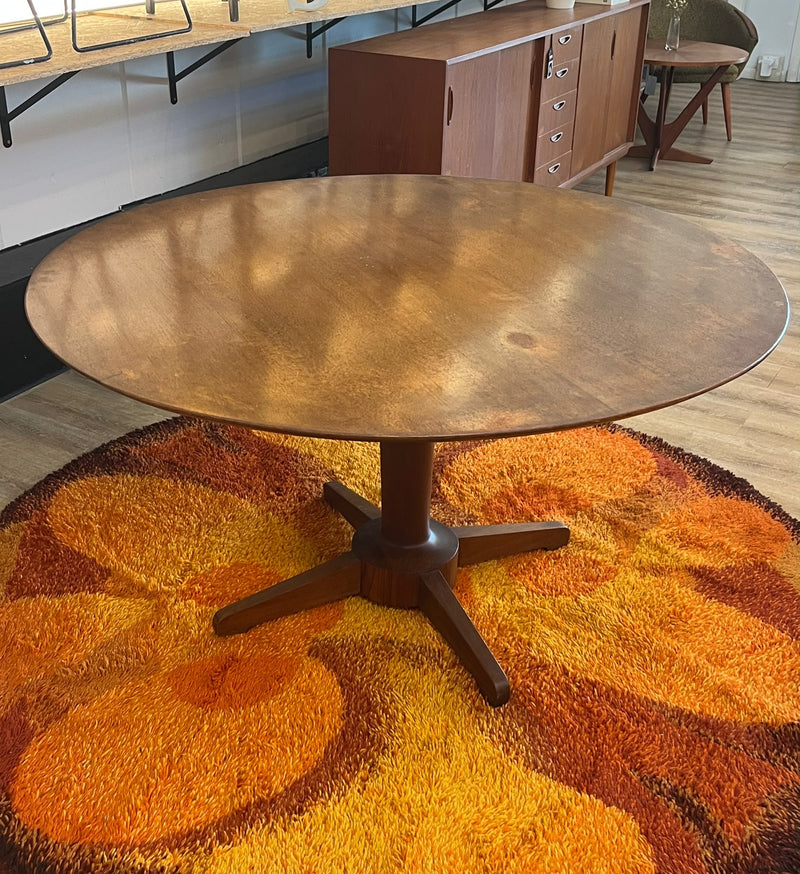 Tavolo da Pranzo Rotondo in Teak – Design Danese Anni '60