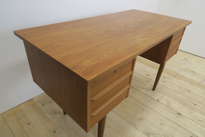 Scrittoio danese in teak, 1960