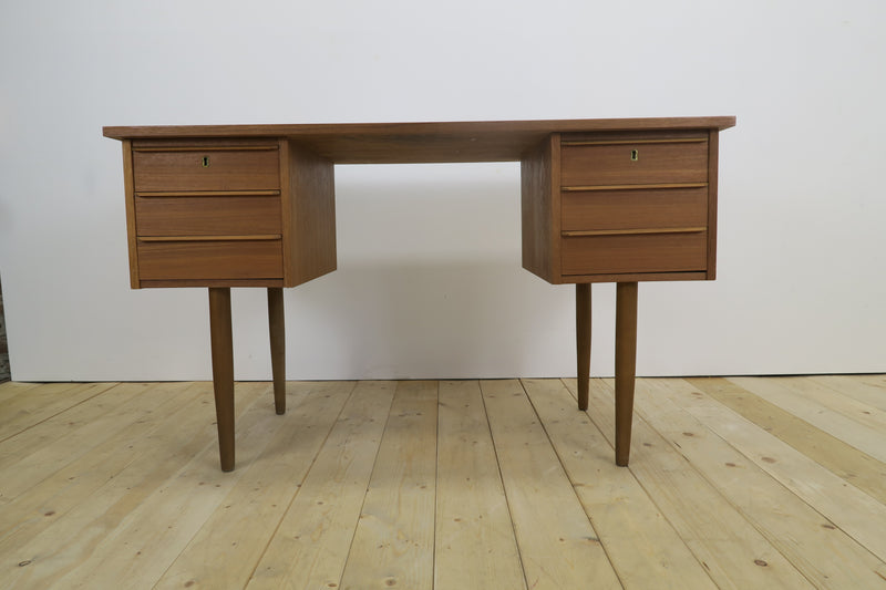 Scrittoio danese in teak, 1960