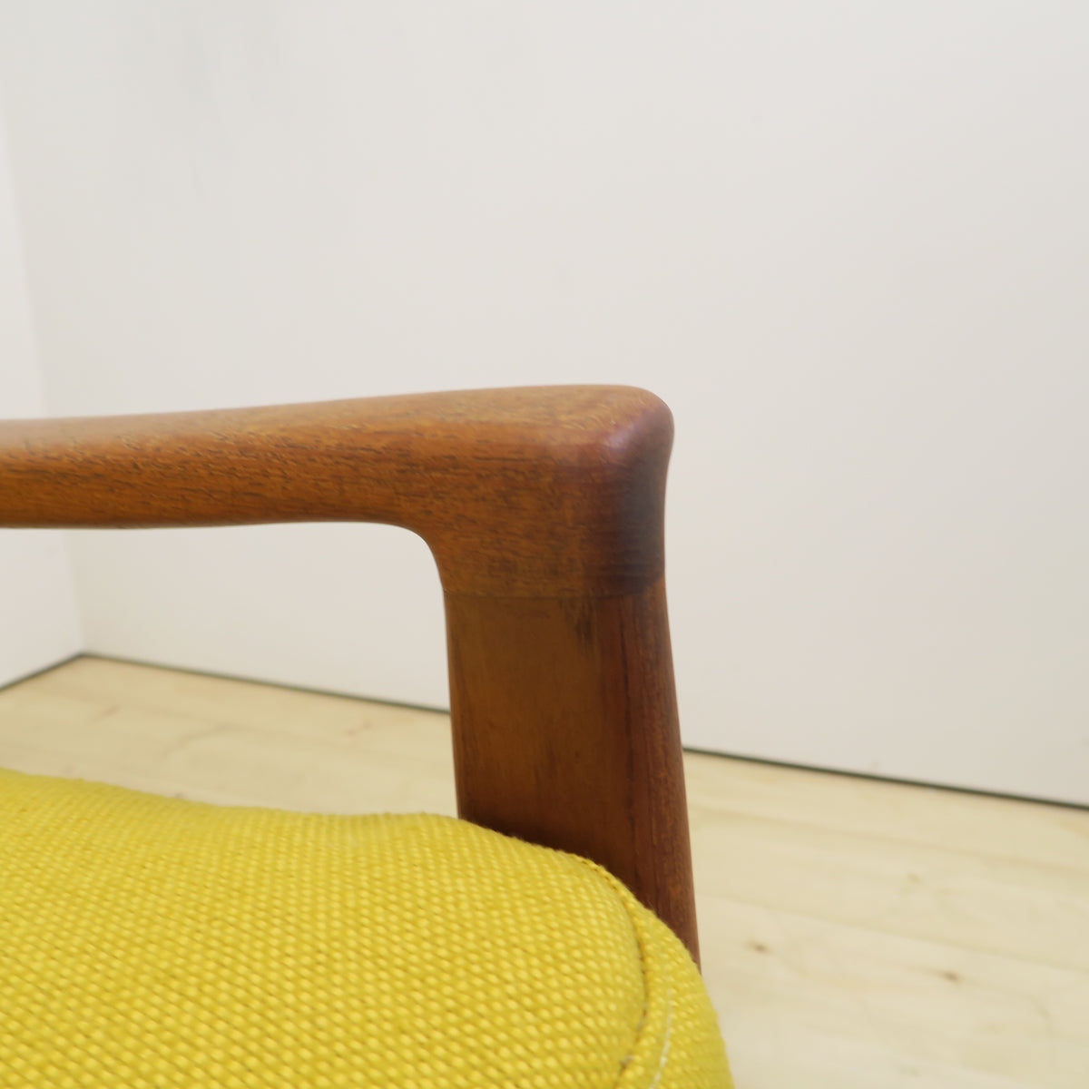 Coppia di poltrone in teak danesi, anni ’60