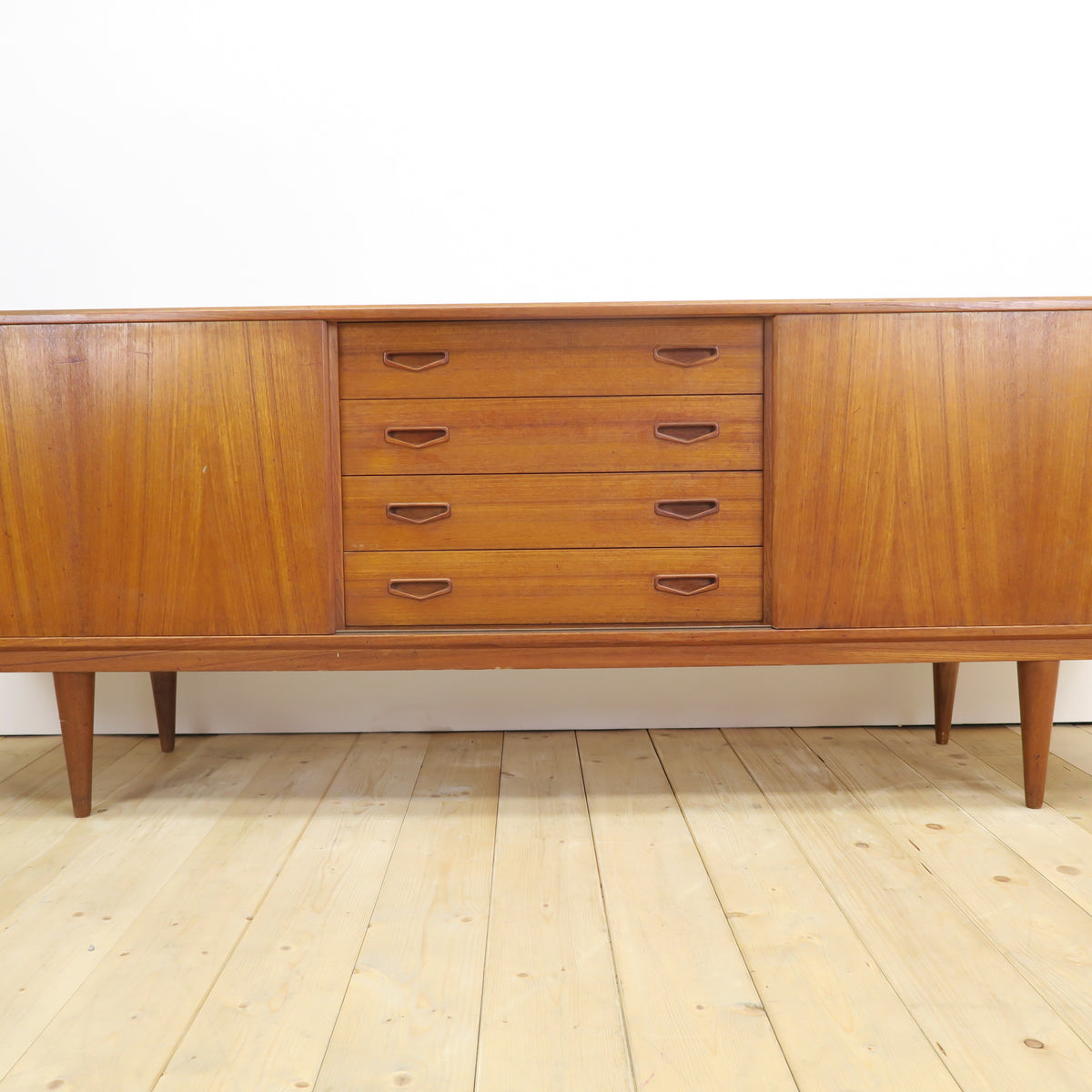Sideboard in teak di Clausen & Søn, anni ’60