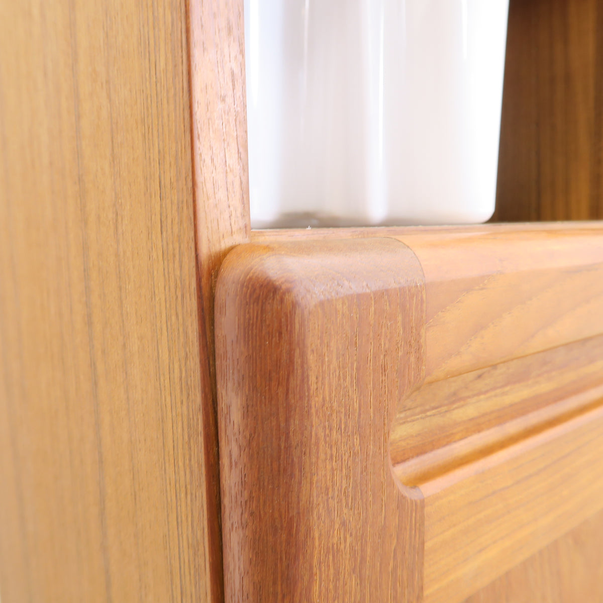 Cabinet in teak con vano a giorno, anni ’60