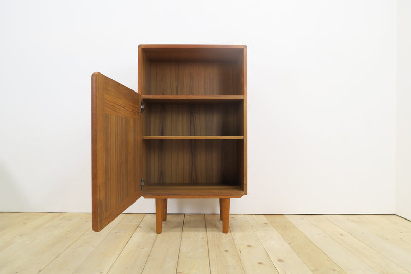 Cabinet in teak con vano a giorno, anni ’60
