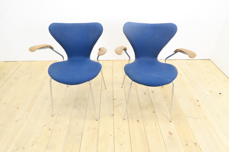 Coppia di sedie di Arne Jacobsen, anni ’70