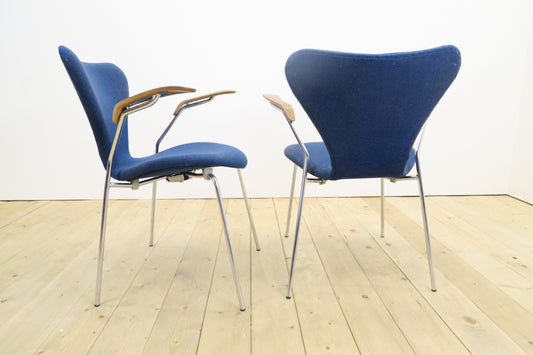 Coppia di sedie di Arne Jacobsen, anni ’70
