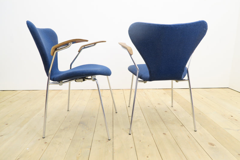 Coppia di sedie di Arne Jacobsen, anni ’70
