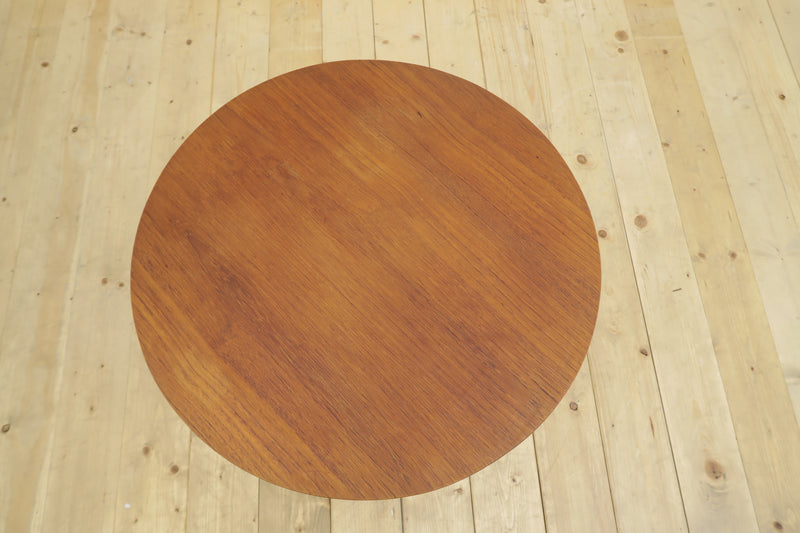 Round teak coffee table, 1960s