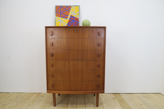 Cassettiera in teak di Henning Kjærnulf, anni ’60