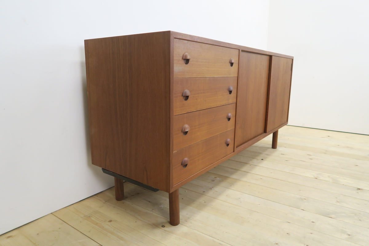 Sideboard in teak, Hornslet Møbelfabrik, Danimarca 1960