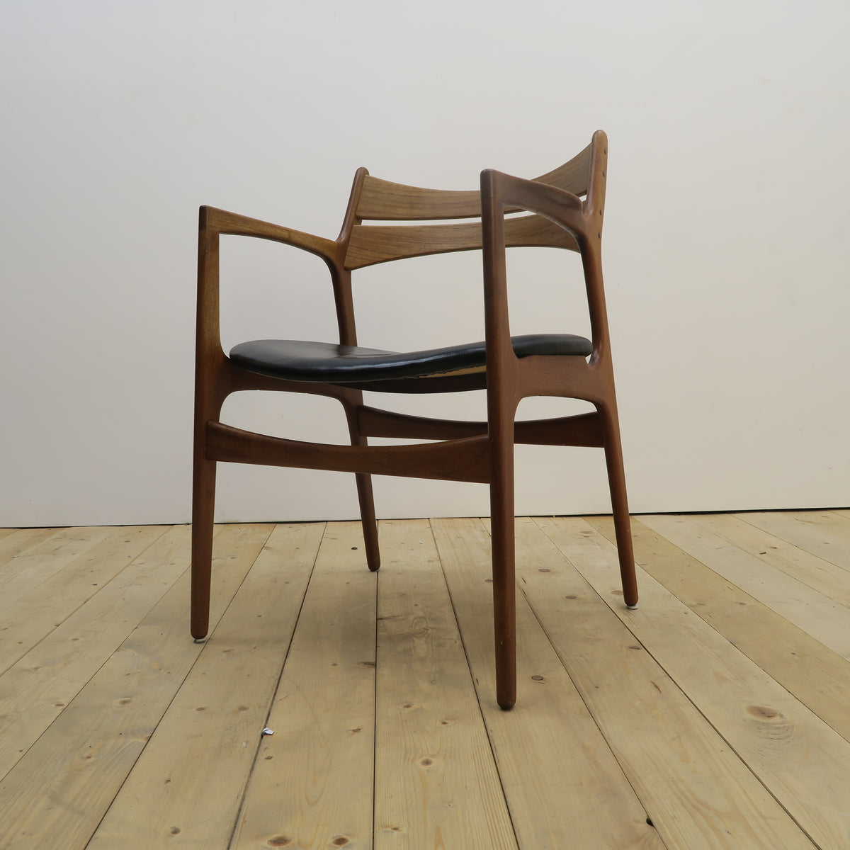 Sedia in teak di Erik Buch per Christiansen Møbelfabrik, Danimarca 1960
