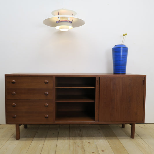 Sideboard in teak, Hornslet Møbelfabrik, Danimarca 1960