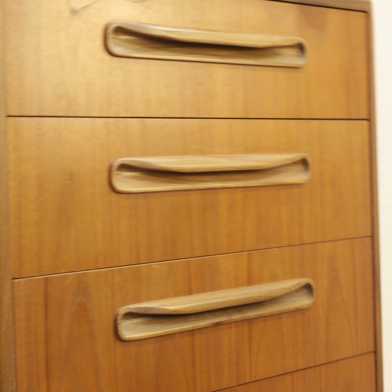 Cassettiera Tall Boy “Fresco” di Victor B. Wilkins per G-Plan, teak, Inghilterra 1960