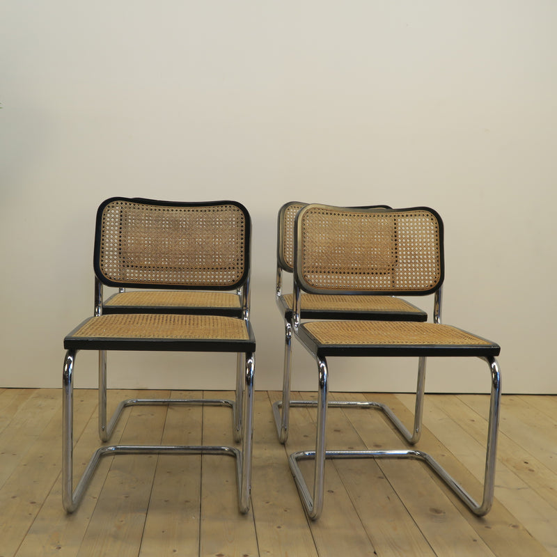 Set di 4 sedie nere in rattan e metallo, Danimarca 1960