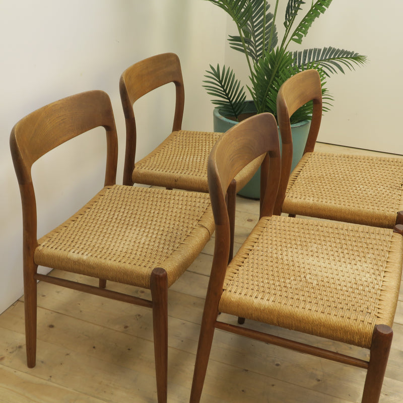 Set di 4 sedie Model 75 di Otto Møller, Danimarca 1960