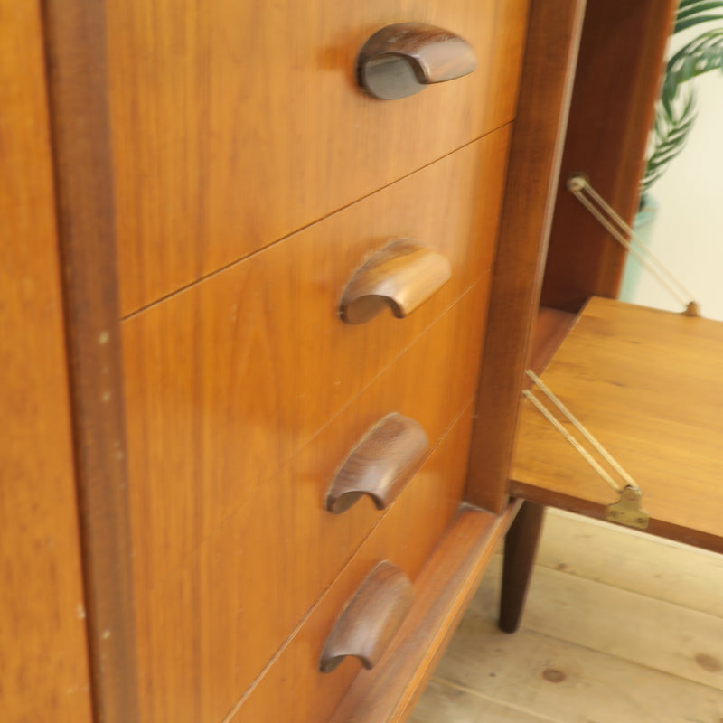 Sideboard “Brazilia” di Victor Wilkins per G-Plan, teak, Inghilterra 1960