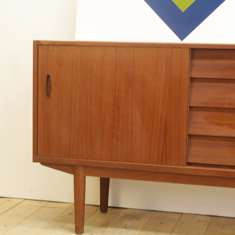 Sideboard “Trio” di Nils Jonsson per Troeds, teak, Svezia 1960