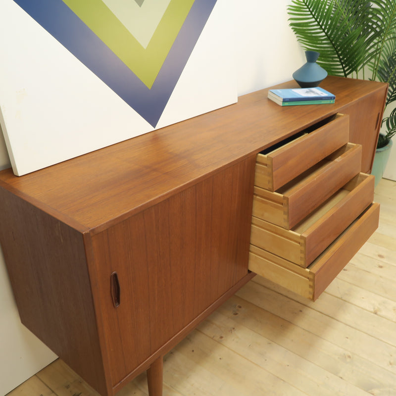 Sideboard “Trio” di Nils Jonsson per Troeds, teak, Svezia 1960