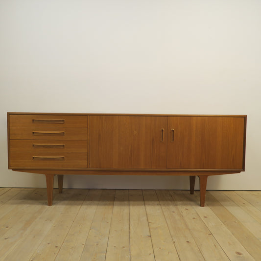 Sideboard in teak, anni ’60