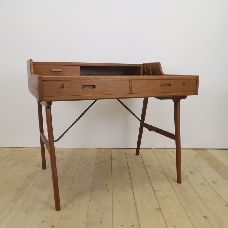Scrittoio in teak Model 56 di Arne Wahl Iversen per Vinde Møbelfabrik, Danimarca 1960