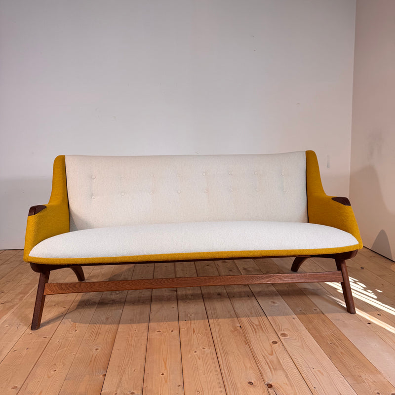 Divano vintage tre posti in teak, anni ’60