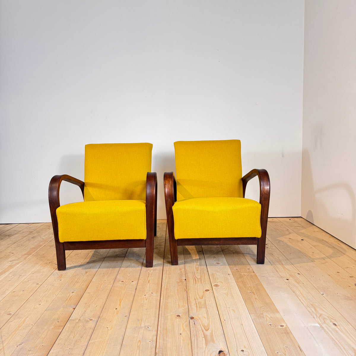 Coppia di poltrone mid-century in teak, anni ’60