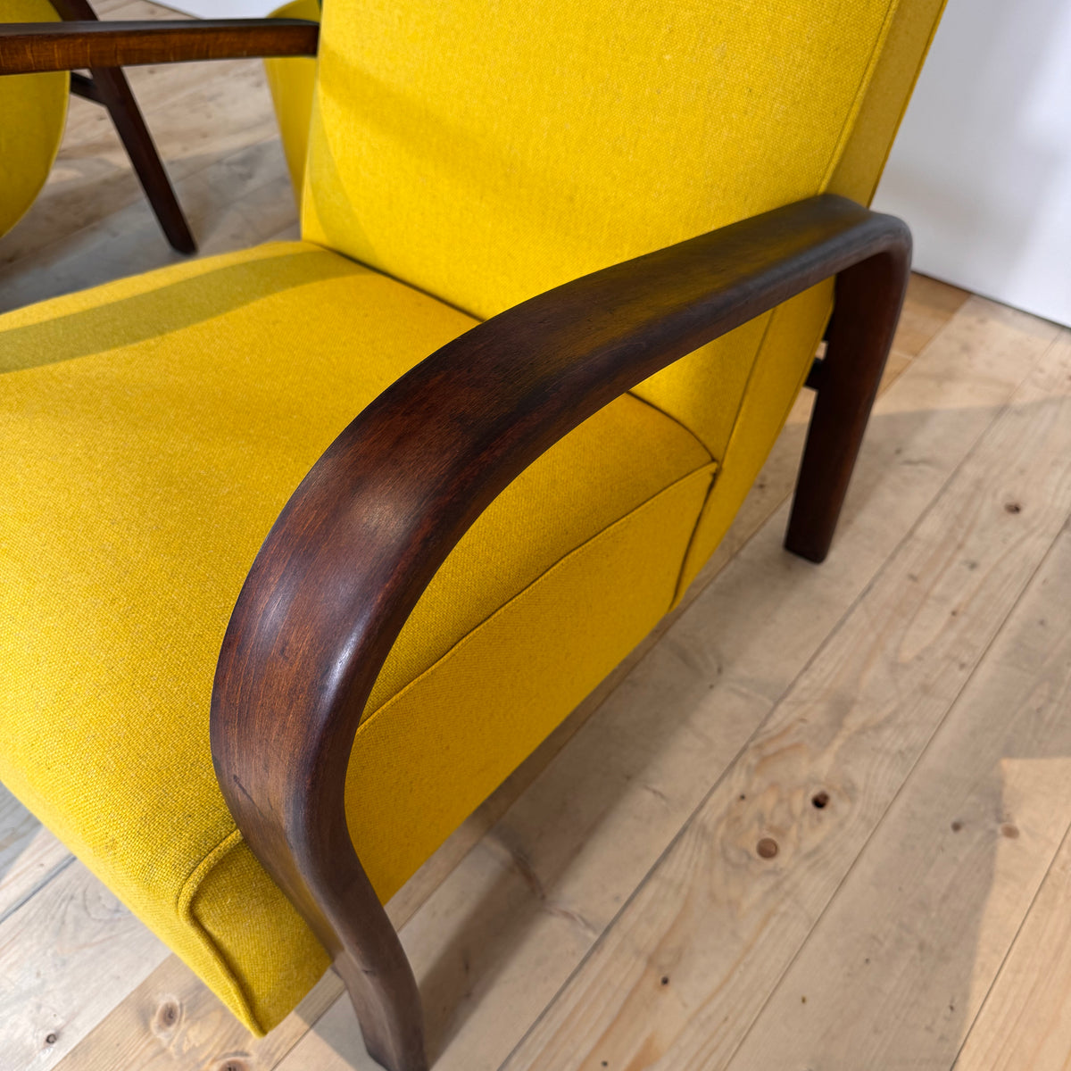 Coppia di poltrone mid-century in teak, anni ’60