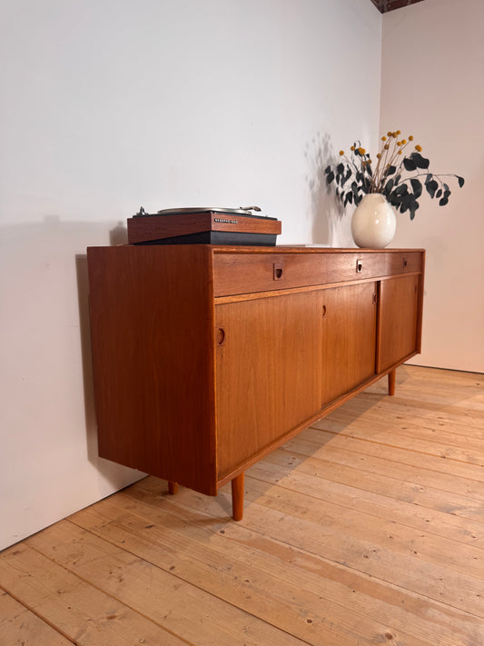 Sideboard in teak, anni ’60