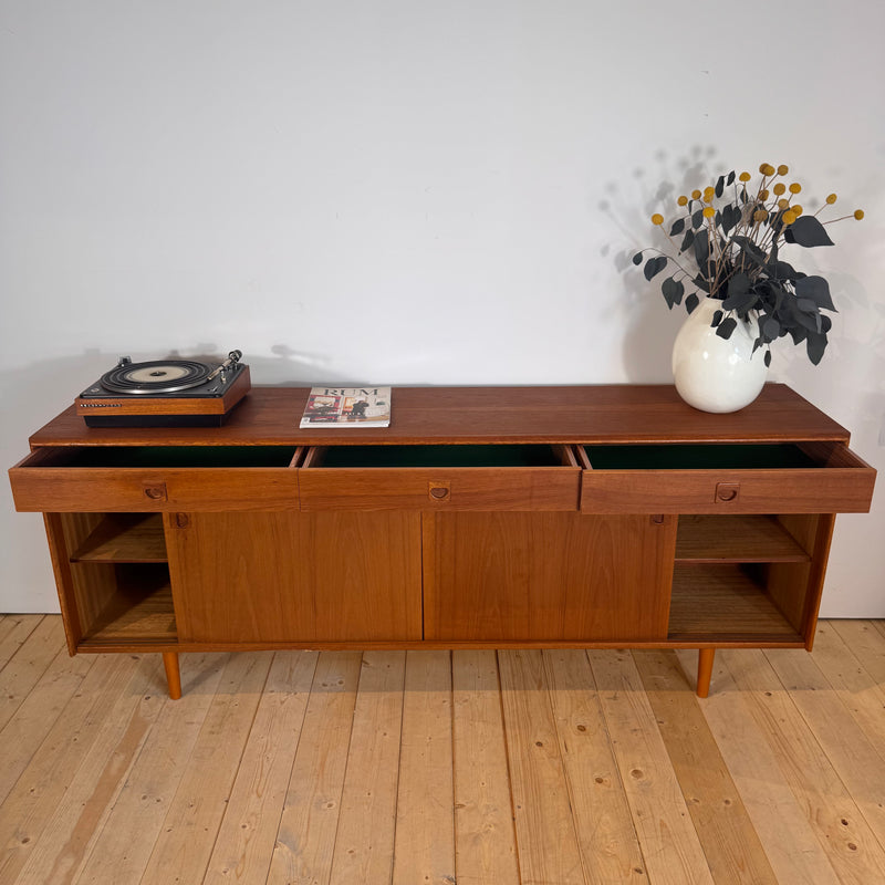 Sideboard in teak, anni ’60