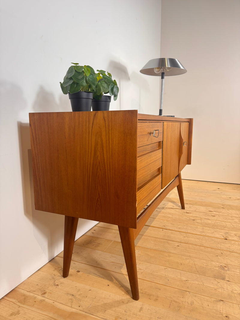 Sideboard in teak danese, anni ’60