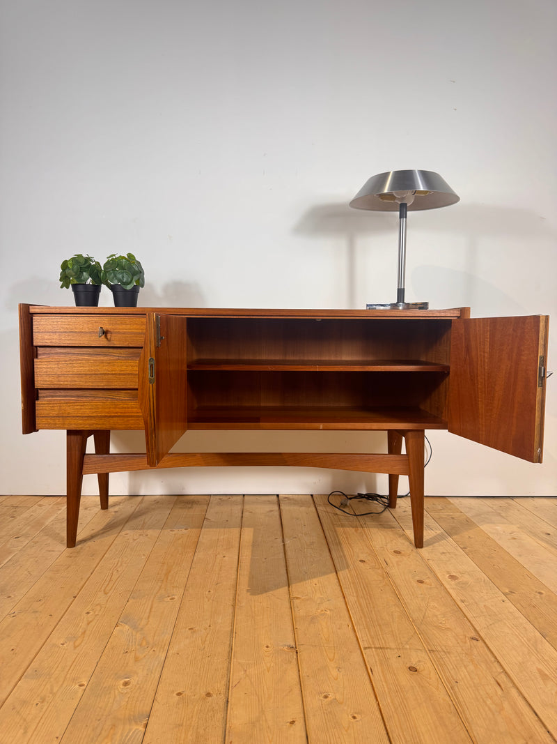 Sideboard in teak danese, anni ’60