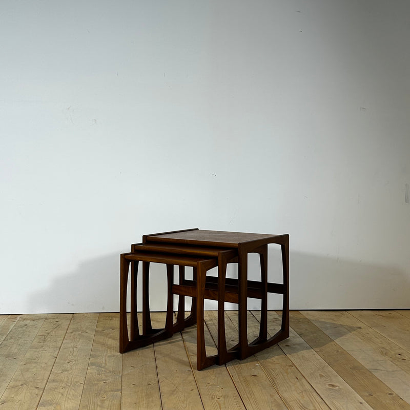 Nesting tables in teak, anni ’60