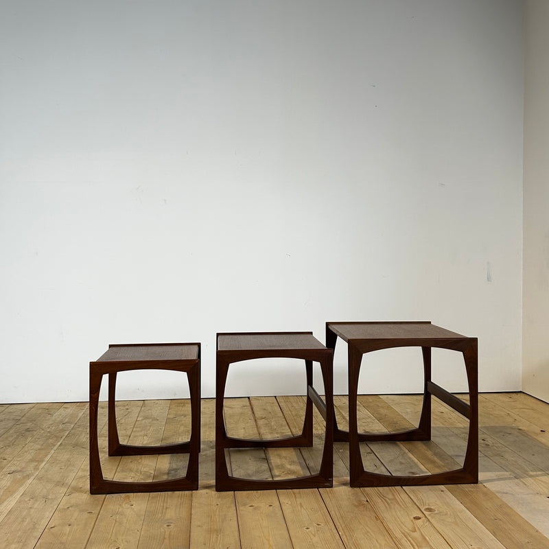 Nesting tables in teak, anni ’60