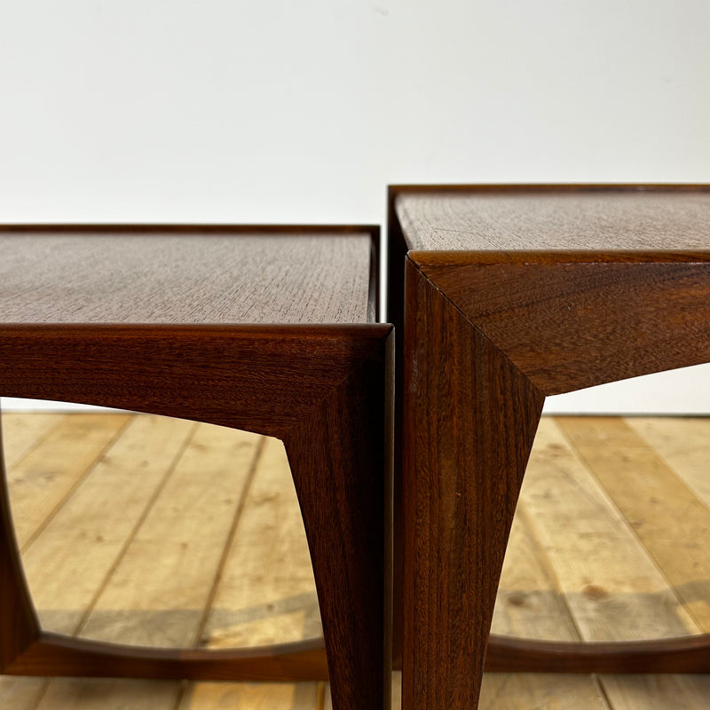 Nesting tables in teak, anni ’60