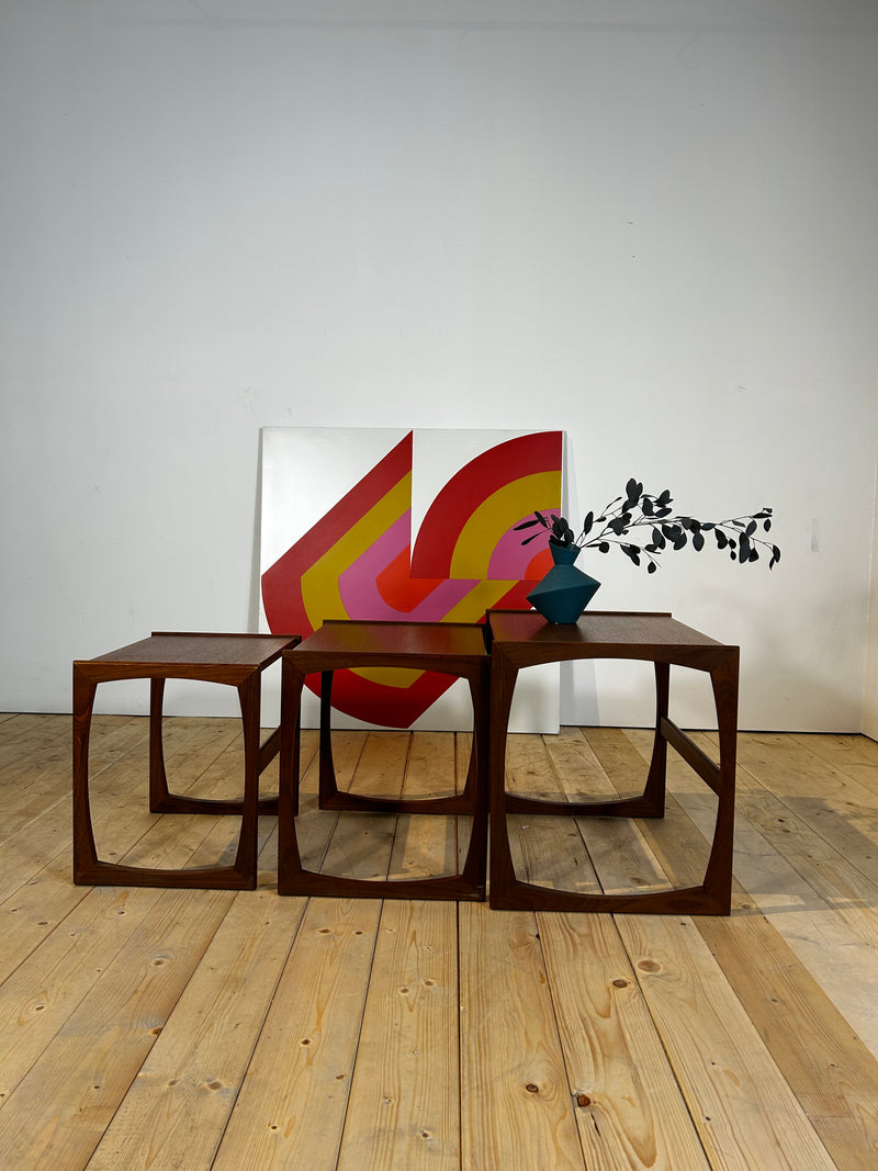 Nesting tables in teak, anni ’60