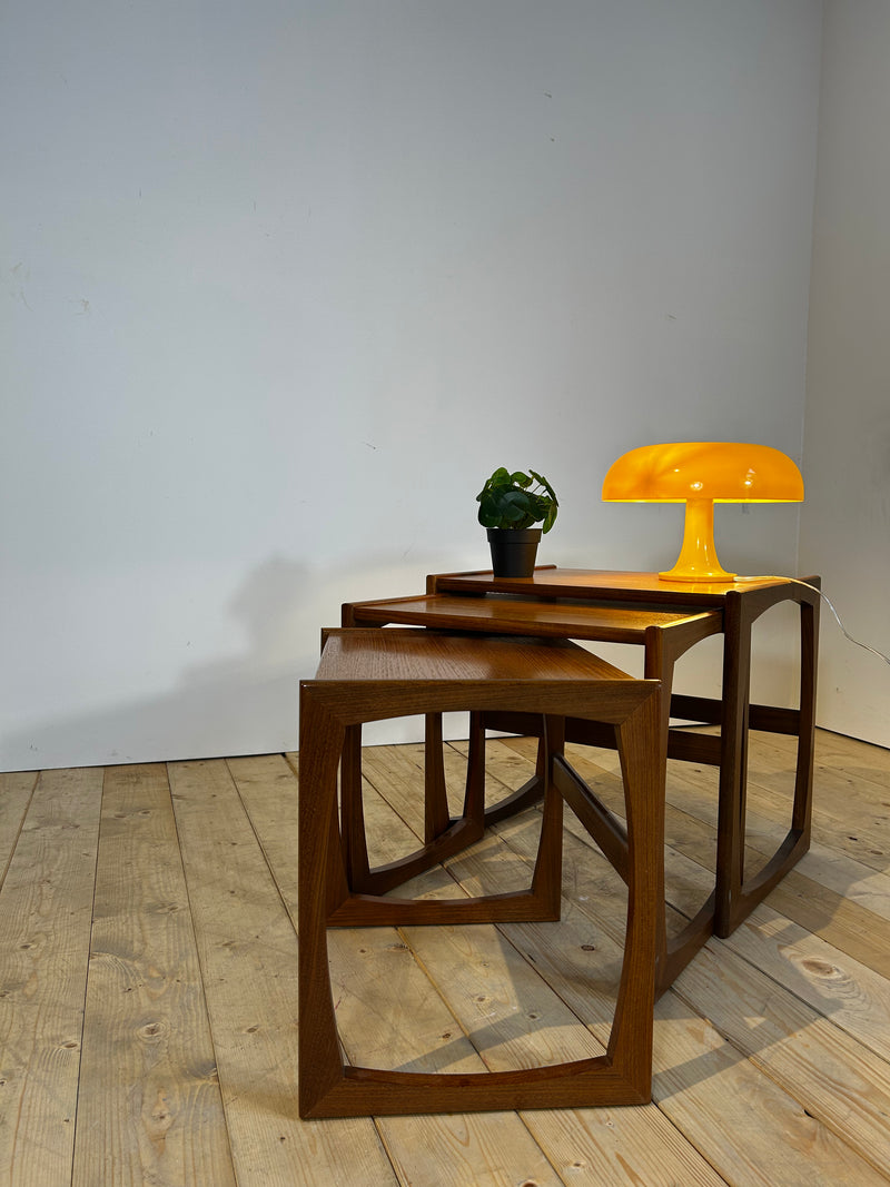 Nesting Tables Quadrille di G Plan in teak, anni ’60