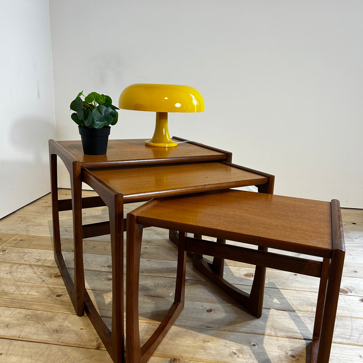 Nesting Tables Quadrille di G Plan in teak, anni ’60