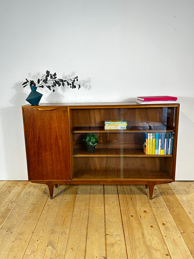 Sideboard Dunvegan di McIntosh, Regno Unito