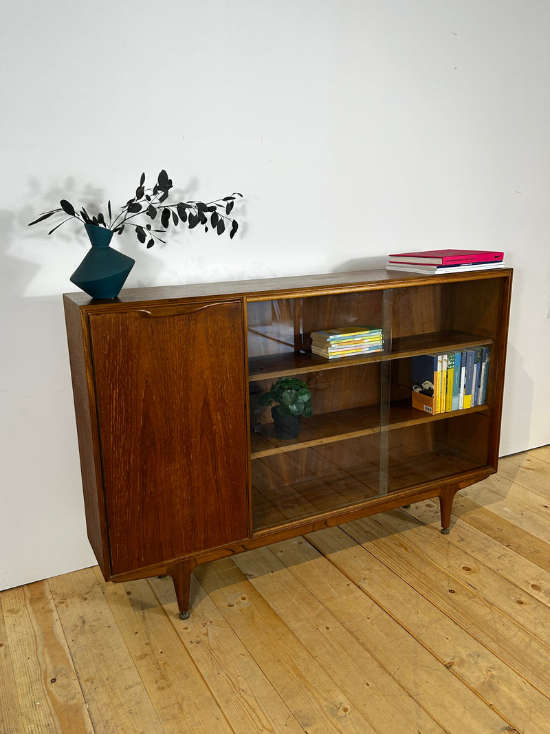 Sideboard Dunvegan di McIntosh, Regno Unito