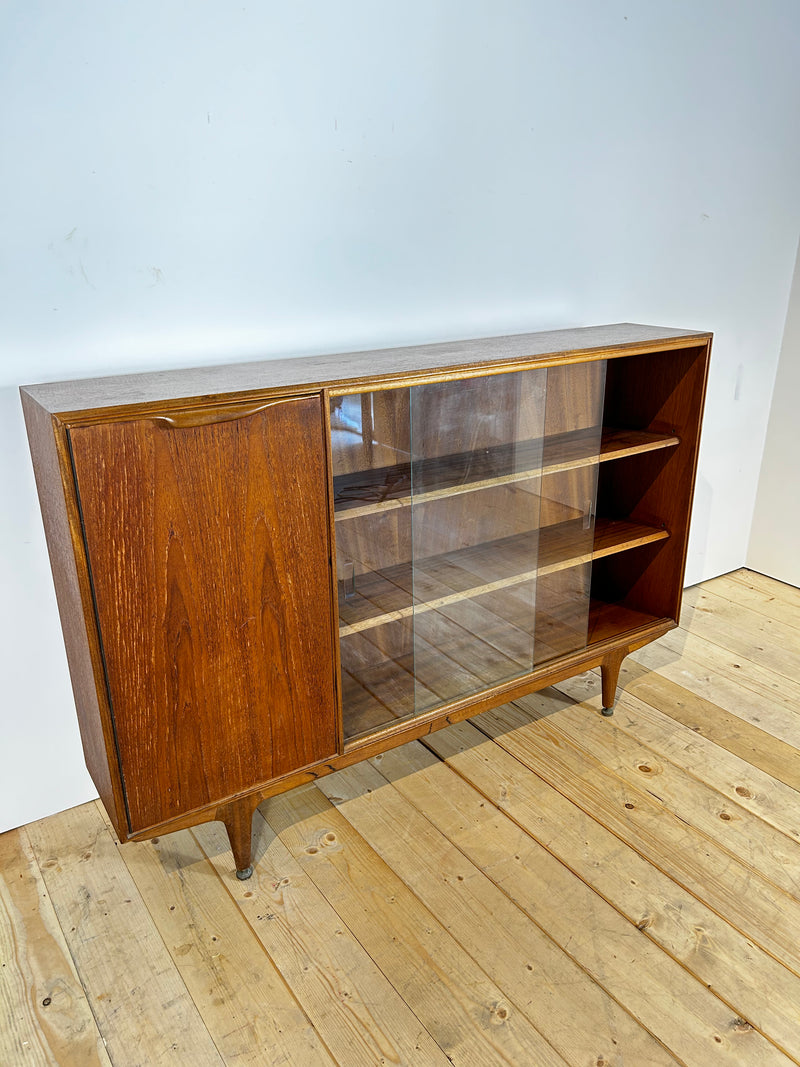 Sideboard Dunvegan di McIntosh, Regno Unito