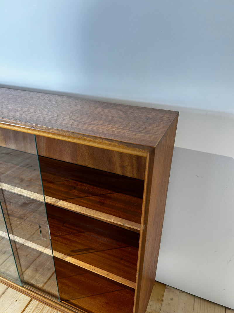 Sideboard Dunvegan di McIntosh, Regno Unito