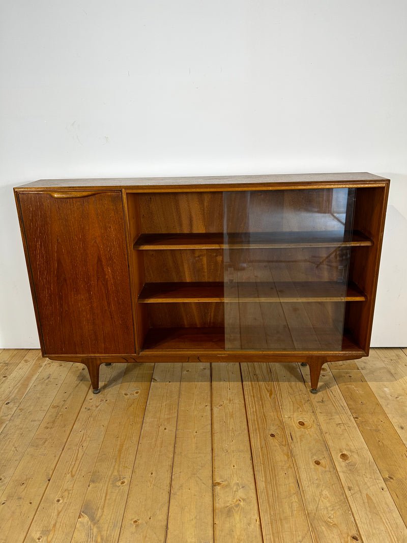 Sideboard Dunvegan di McIntosh, Regno Unito