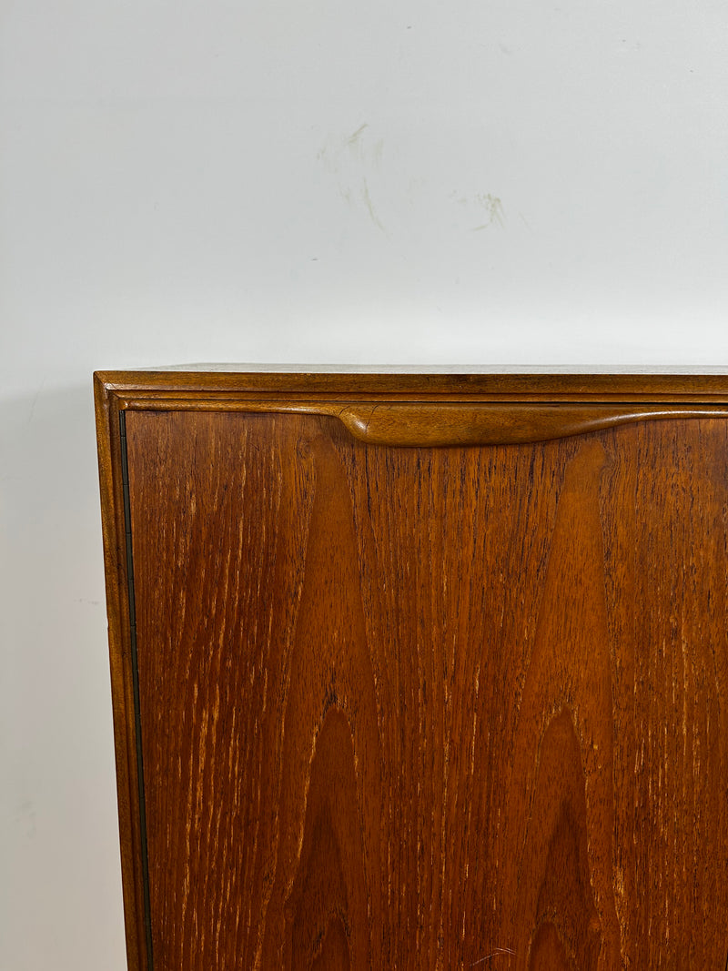 Sideboard Dunvegan di McIntosh, Regno Unito