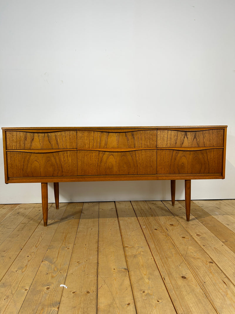 Cassettiera Midcentury Austinsuite in teak