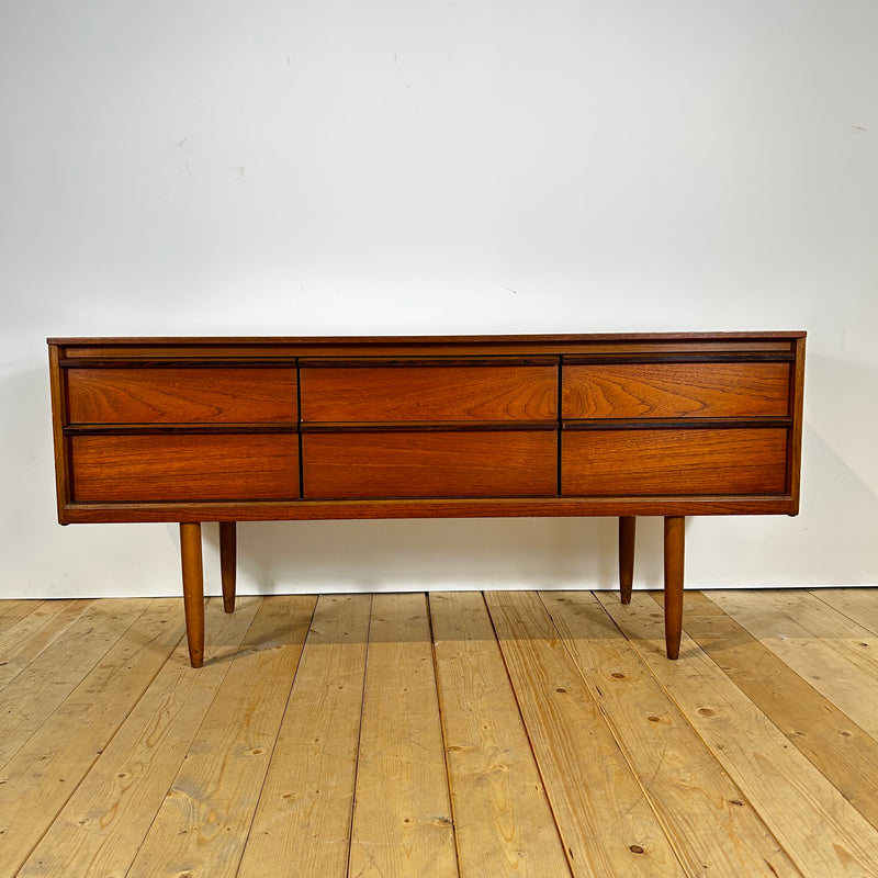 Cassettiera Austinsuite in teak, anni ’60